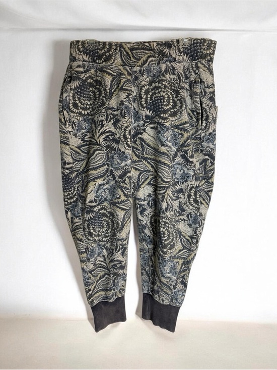 FP Movement by Free People Pants - Free People Movement Floral-Print Jogger Sweatpants in Charcoal & Cream Size Med